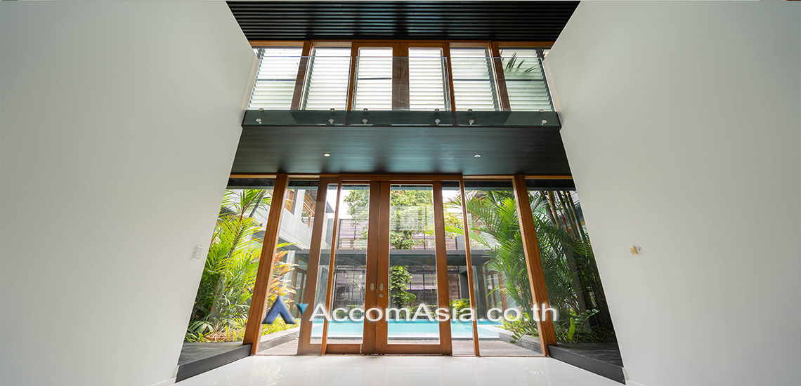 9  5 br House For Rent in Pattanakarn ,Bangkok BTS On Nut at Panya Pattanakarn Village AA28363