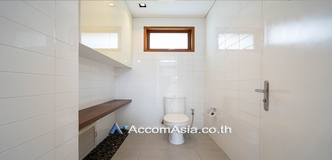 33  5 br House For Rent in Pattanakarn ,Bangkok BTS On Nut at Panya Pattanakarn Village AA28363