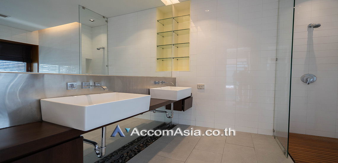 34  5 br House For Rent in Pattanakarn ,Bangkok BTS On Nut at Panya Pattanakarn Village AA28363