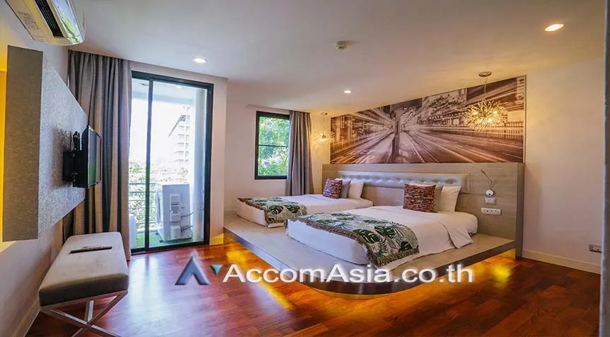 12  6 br Apartment For Rent in Ploenchit ,Bangkok BTS Chitlom - MRT Lumphini at Low-Rise Cozy Apartment, 5 mins walk to Lumpini park AA28364