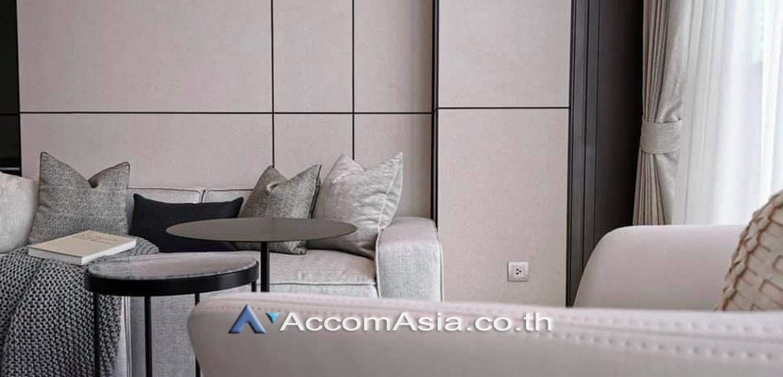 5  1 br Condominium For Rent in Ploenchit ,Bangkok BTS Chitlom at 28 Chidlom AA28372