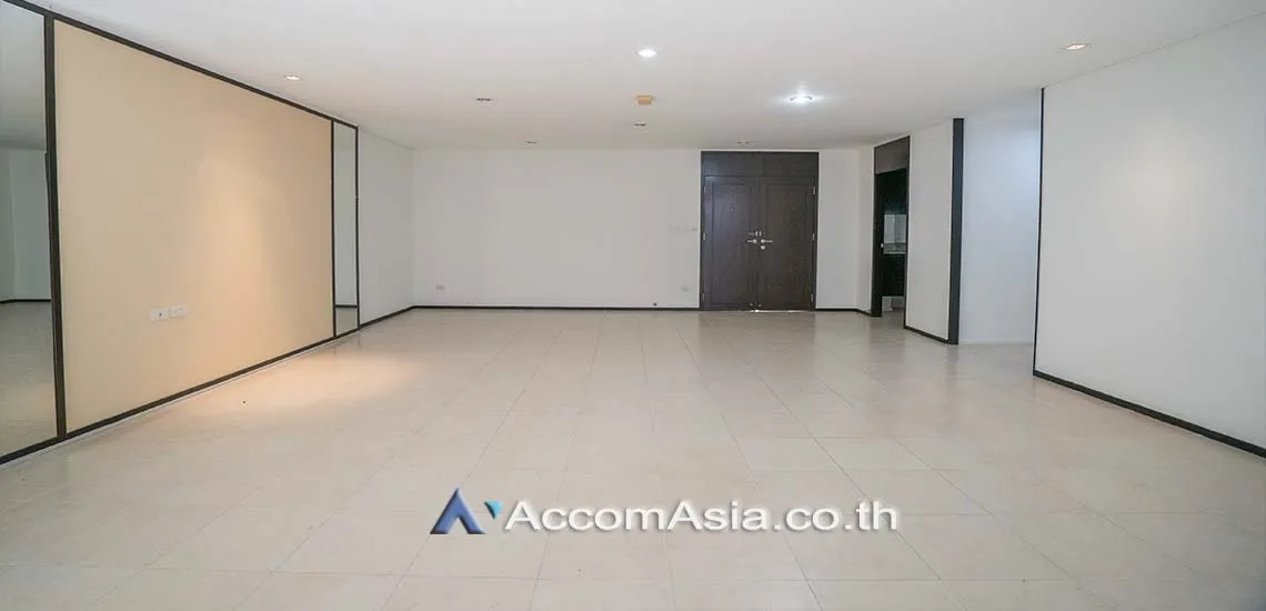 unitPet friendly |  2 Bedrooms  Apartment For Rent in Sukhumvit, Bangkok  near BTS Thong Lo (AA28379)