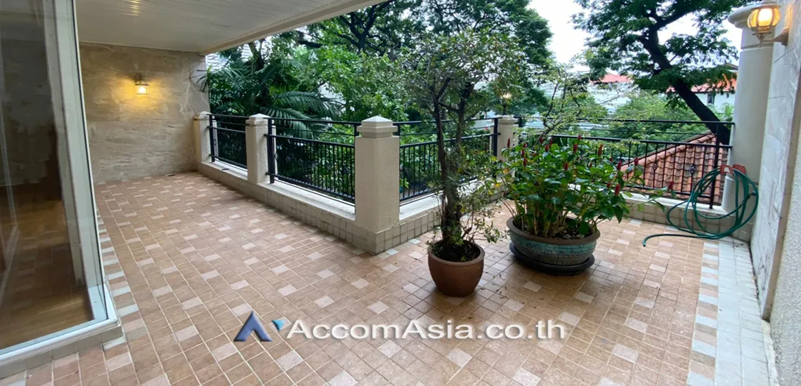 4  3 br Condominium For Rent in Sukhumvit ,Bangkok BTS Ekkamai at Cross Creek AA28395