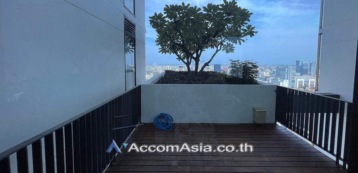 25  2 br Condominium For Rent in Ploenchit ,Bangkok BTS Ratchadamri at Hansar Residence AA28418