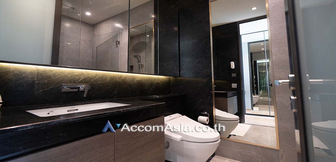 8  2 br Condominium For Rent in Ploenchit ,Bangkok BTS Chitlom at 28 Chidlom AA28424