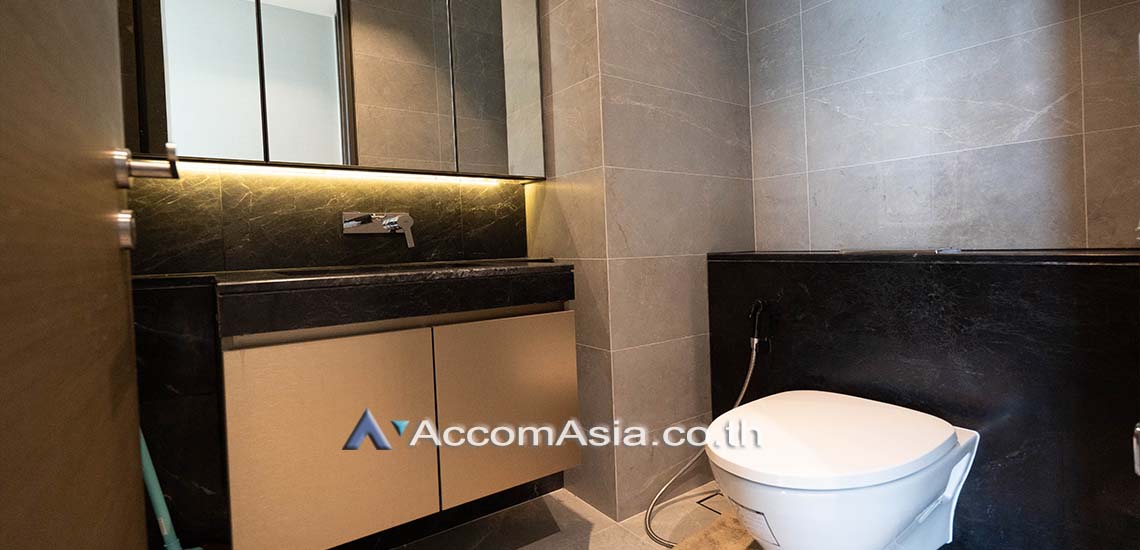 7  2 br Condominium For Rent in Ploenchit ,Bangkok BTS Chitlom at 28 Chidlom AA28424