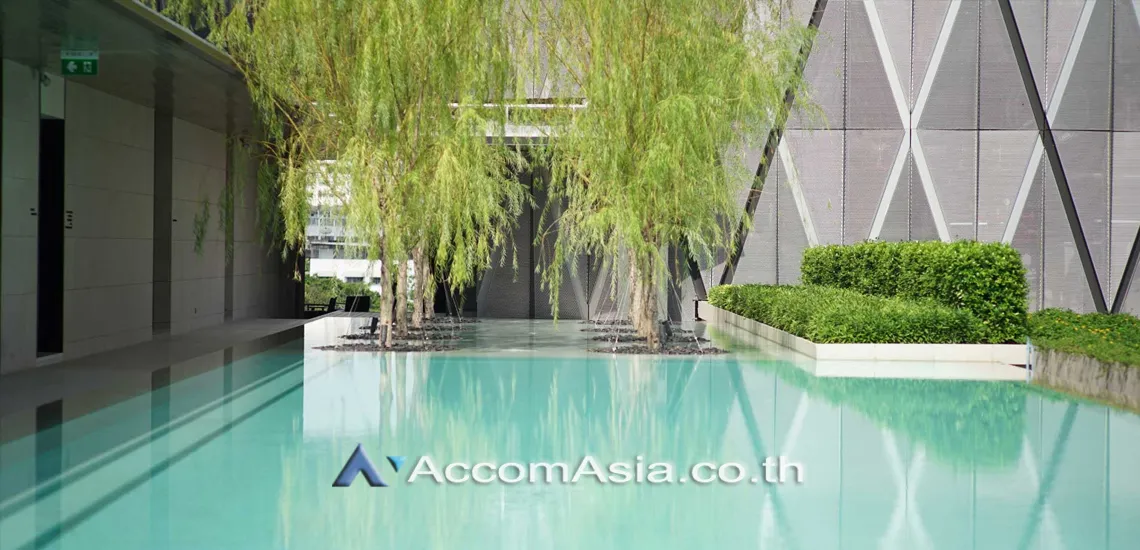  2  1 br Condominium For Sale in Charoen Nakhon ,Bangkok BTS Krung Thon Buri at Banyan Tree Residences Riverside AA28801