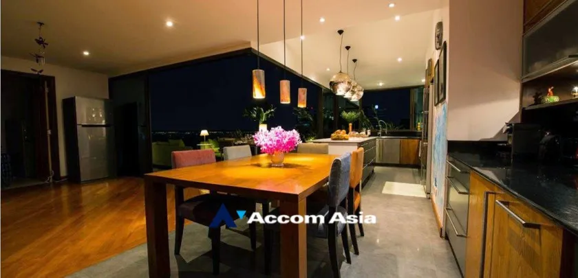 6  4 br Condominium for rent and sale in Sukhumvit ,Bangkok BTS Thong Lo at Moon Tower AA28814