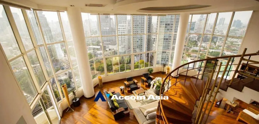 unitDouble High Ceiling, Duplex Condo, Penthouse | Moon Tower