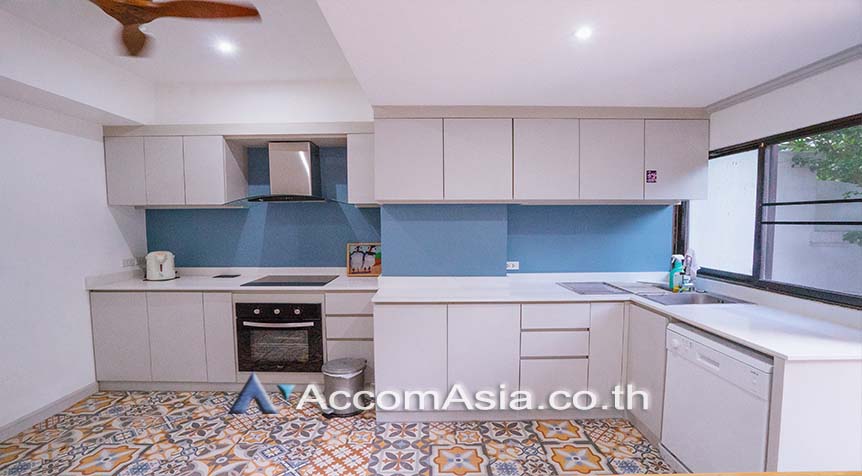 unitGarden View, Huge Terrace, Duplex Condo |  3 Bedrooms  Condominium For Sale in Sukhumvit, Bangkok  near BTS Phrom Phong (AA29061)