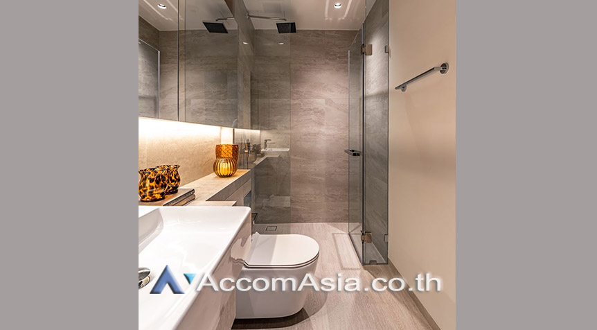 9  2 br Condominium For Sale in Silom ,Bangkok BTS Surasak at The Lofts Silom AA29195