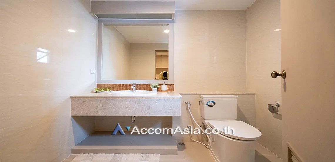 8  3 br Apartment For Rent in Sukhumvit ,Bangkok BTS Asok - MRT Sukhumvit at Perfect Apartment for Big Family, Prime Location Near Main Street AA29415