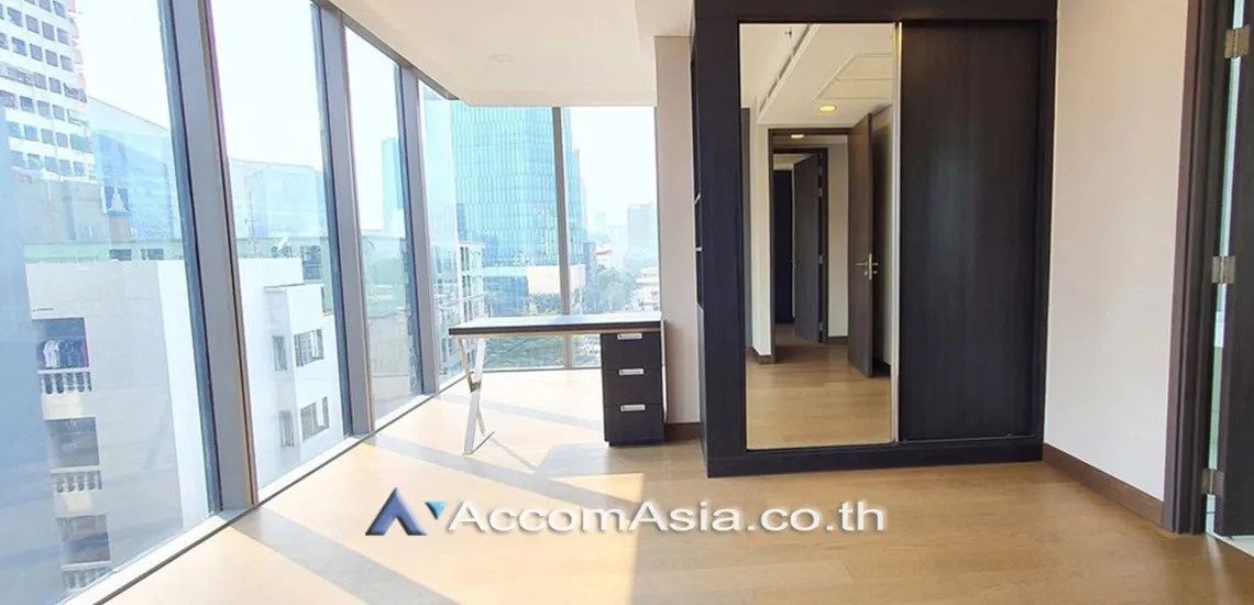 unit 2 Bedrooms  Condominium For Sale in Sukhumvit, Bangkok  near MRT Queen Sirikit National Convention Center (AA29427)