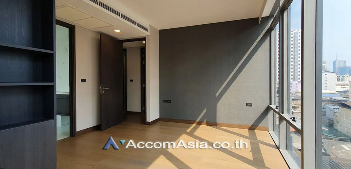 unit 2 Bedrooms  Condominium For Sale in Sukhumvit, Bangkok  near MRT Queen Sirikit National Convention Center (AA29427)