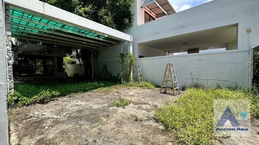 32  4 br House For Rent in Sukhumvit ,Bangkok BTS Ekkamai at The Noble Ekkamai 22  AA29446