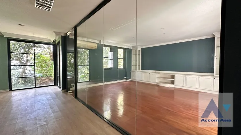 7  4 br House For Rent in Sukhumvit ,Bangkok BTS Ekkamai at The Noble Ekkamai 22  AA29446