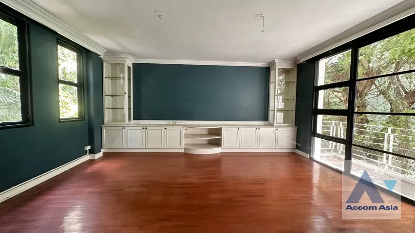 10  4 br House For Rent in Sukhumvit ,Bangkok BTS Ekkamai at The Noble Ekkamai 22  AA29446