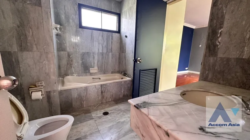 27  4 br House For Rent in Sukhumvit ,Bangkok BTS Ekkamai at The Noble Ekkamai 22  AA29446