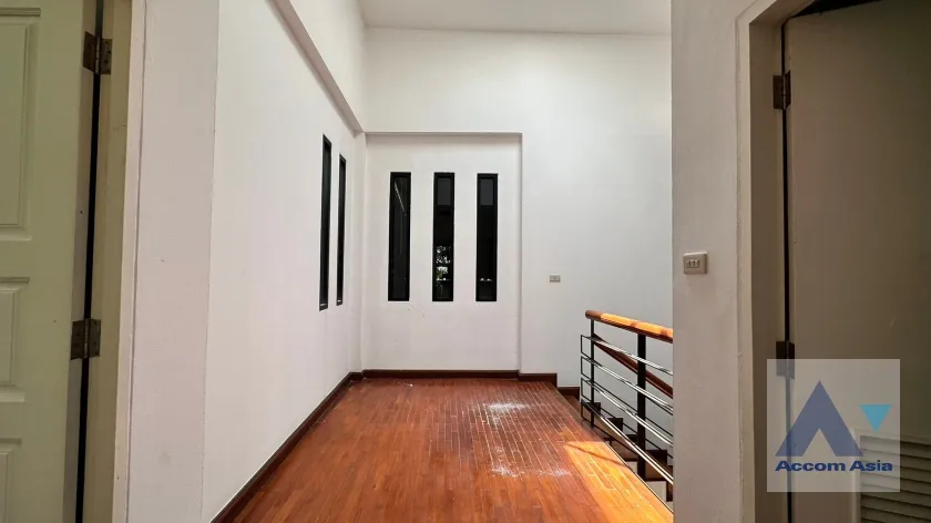 18  4 br House For Rent in Sukhumvit ,Bangkok BTS Ekkamai at The Noble Ekkamai 22  AA29446