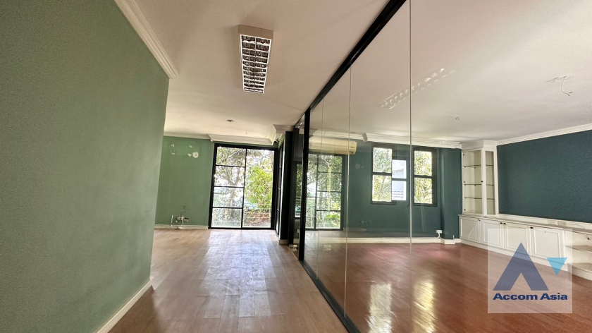 9  4 br House For Rent in Sukhumvit ,Bangkok BTS Ekkamai at The Noble Ekkamai 22  AA29446