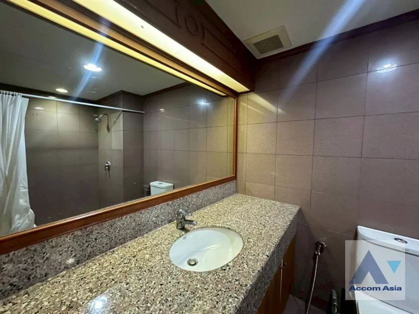 18  2 br Condominium For Rent in Sukhumvit ,Bangkok MRT Sukhumvit - BTS Asok at Lake Avenue AA29448