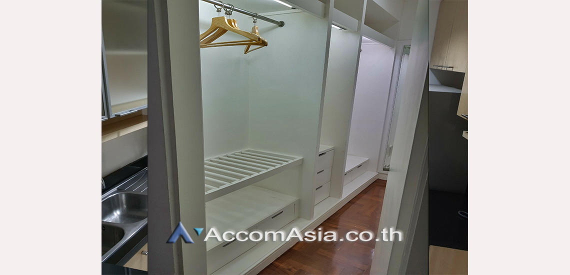 5  3 br Apartment For Rent in Sukhumvit ,Bangkok BTS Phrom Phong at 10 Mins from BTS with Shuttle Bus Service AA29455
