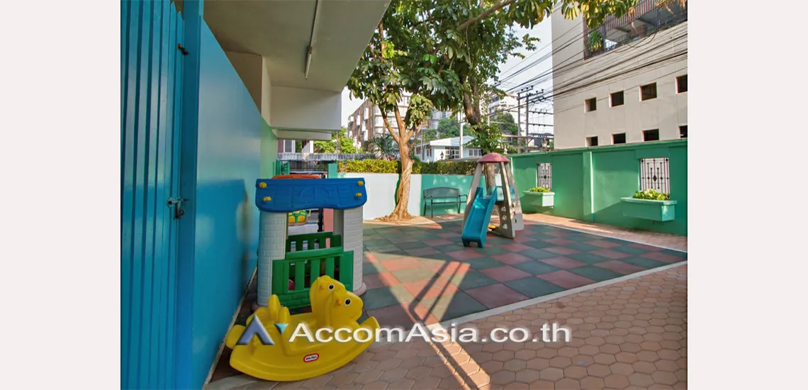 9  3 br Apartment For Rent in Sukhumvit ,Bangkok BTS Phrom Phong at 10 Mins from BTS with Shuttle Bus Service AA29455