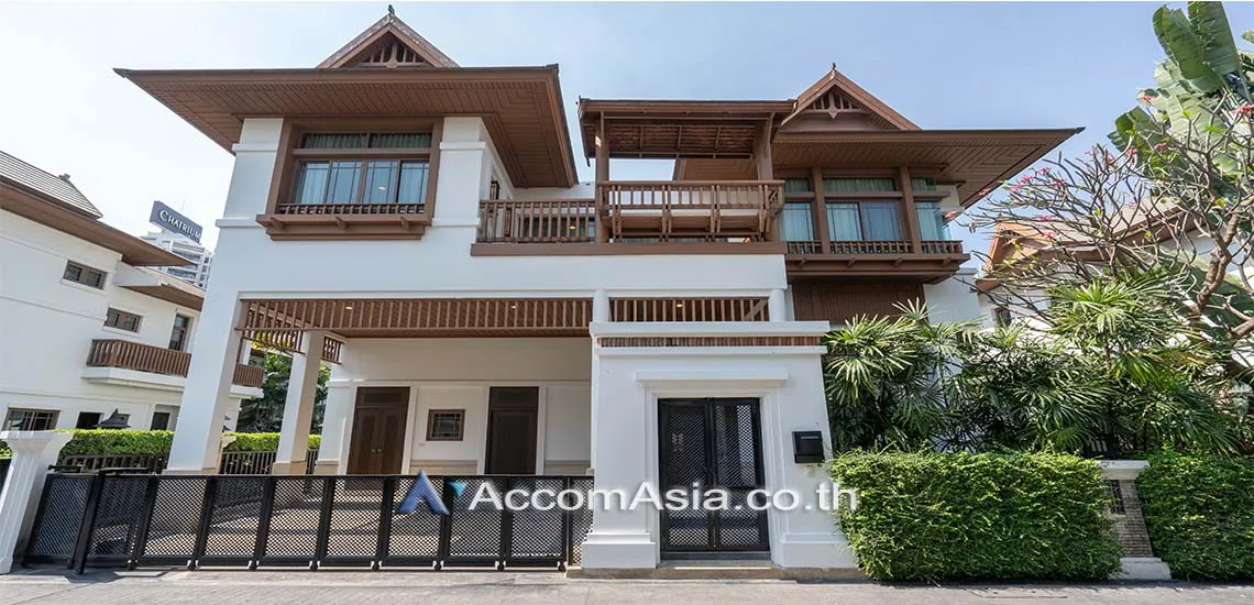 unitPet friendly |  4 Bedrooms  House For Rent & Sale in Sathorn, Bangkok  near BTS Saint Louis - BRT Thanon Chan (AA29461)