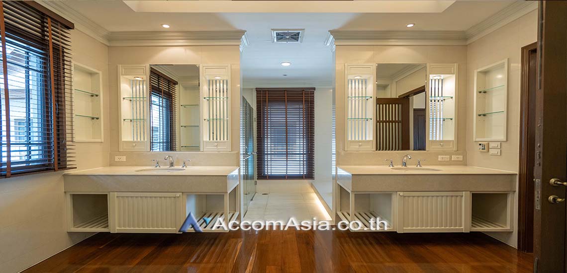14  4 br House for rent and sale in Sathorn ,Bangkok BTS Saint Louis - BRT Thanon Chan at Exclusive Resort Style Home  AA29461