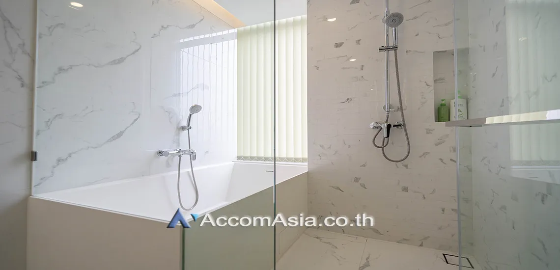 12  2 br Condominium For Rent in Sukhumvit ,Bangkok MRT Queen Sirikit National Convention Center at Siamese Exclusive Queens AA29473