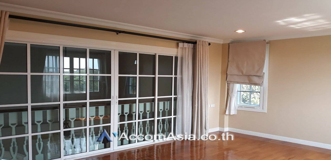 4  3 br House For Rent in Bang Na ,Bangkok BTS Bearing at Fantasia Villa 3  AA29492