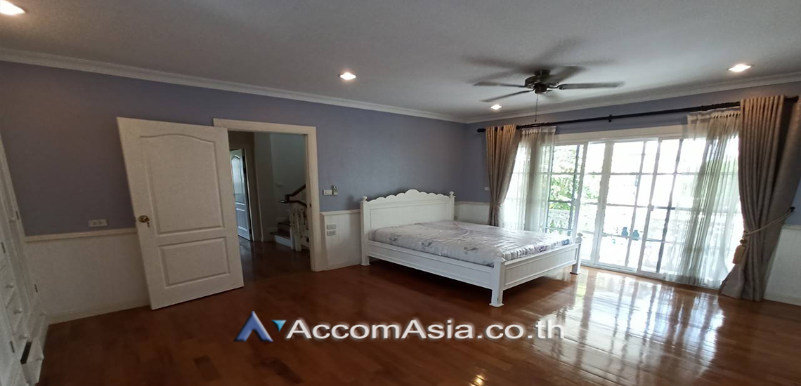 9  3 br House For Rent in Bang Na ,Bangkok BTS Bearing at Fantasia Villa 3  AA29508