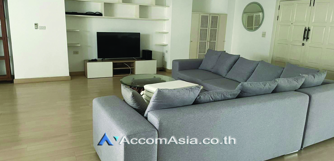 unit 4 Bedrooms  Condominium For Rent in Sukhumvit, Bangkok  near BTS Phrom Phong (AA29509)