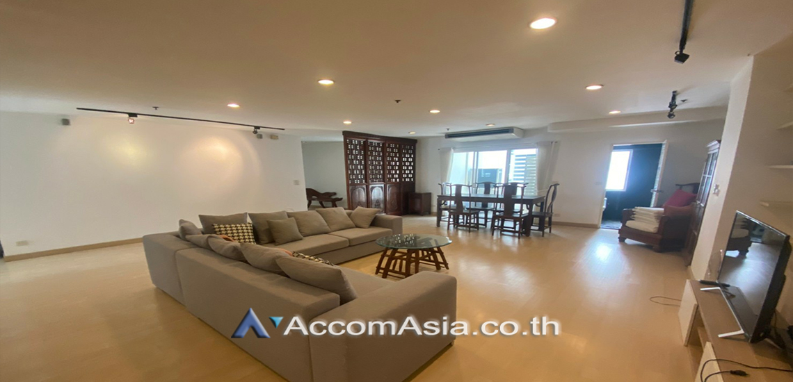 unit 4 Bedrooms  Condominium For Rent in Sukhumvit, Bangkok  near BTS Phrom Phong (AA29509)