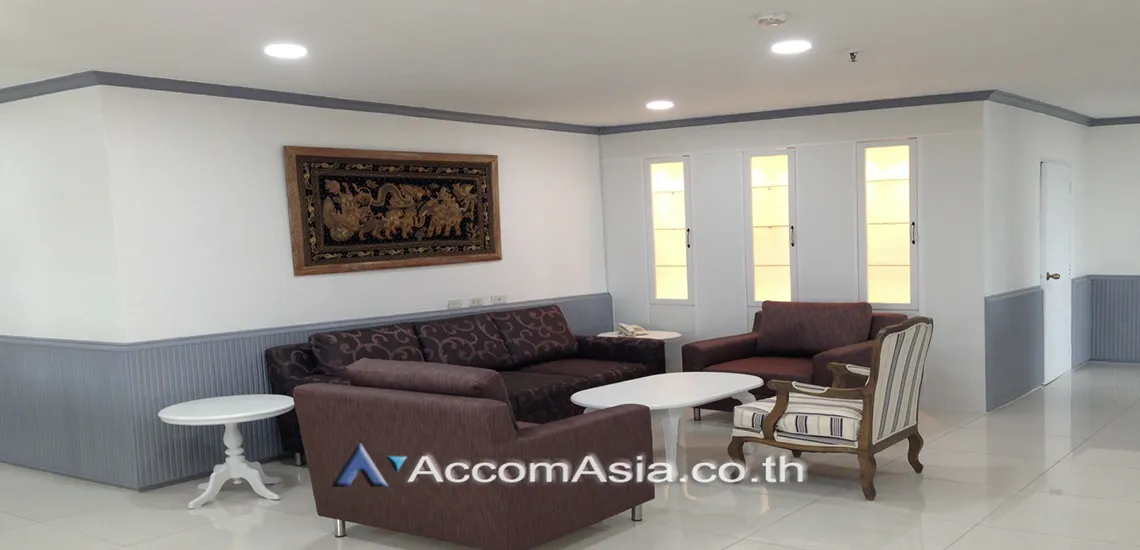 Pet friendly |  Fifty Fifth Tower Condominium  3 Bedroom for Rent BTS Thong Lo in Sukhumvit Bangkok