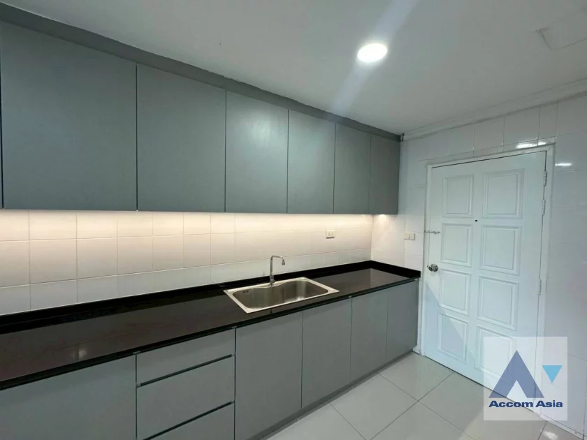 12  3 br Condominium For Rent in Sukhumvit ,Bangkok BTS Thong Lo at Fifty Fifth Tower AA29512