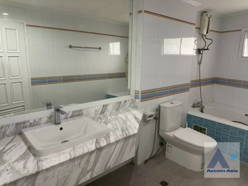 29  3 br Condominium For Rent in Sukhumvit ,Bangkok BTS Thong Lo at Fifty Fifth Tower AA29512