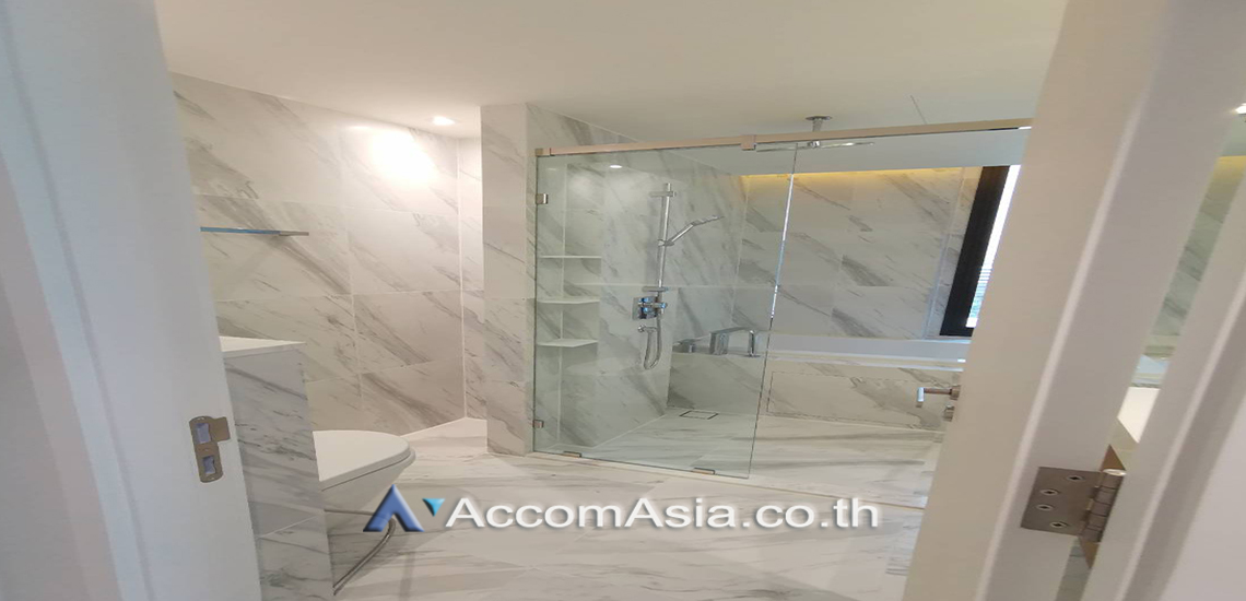 7  2 br Condominium for rent and sale in Sukhumvit ,Bangkok BTS Asok - MRT Sukhumvit at Muniq Sukhumvit 23 AA29521