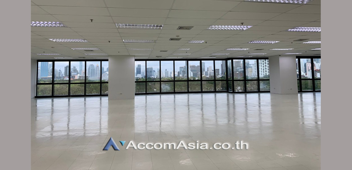  2  Studio Office Space For Rent in Sukhumvit ,Bangkok BTS Asok - MRT Sukhumvit at Easy walk to Asok BTS AA29538