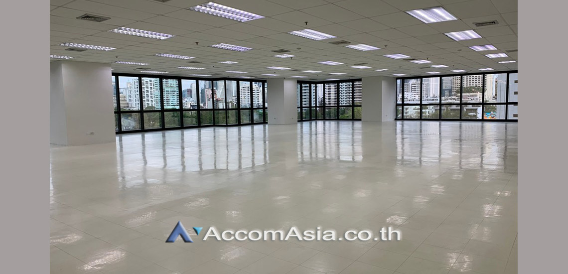  1  Studio Office Space For Rent in Sukhumvit ,Bangkok BTS Asok - MRT Sukhumvit at Easy walk to Asok BTS AA29538