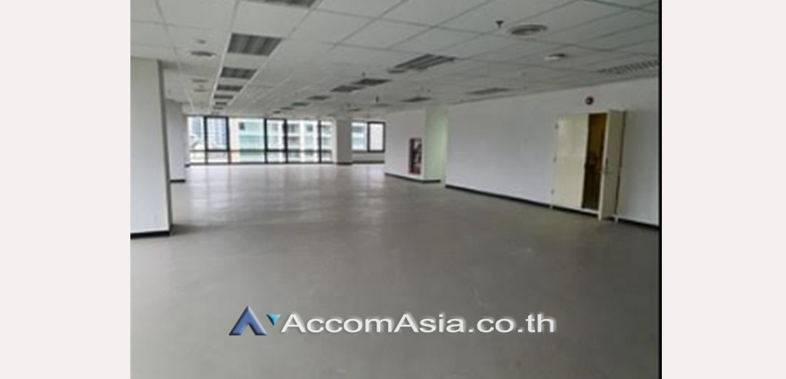  1  Studio Office Space For Rent in Silom ,Bangkok MRT Lumphini at Tisco Tower Sathorn AA29540