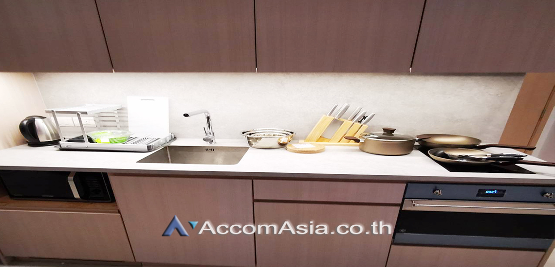 11  2 br Condominium For Rent in Silom ,Bangkok BTS Surasak at The Lofts Silom AA29546