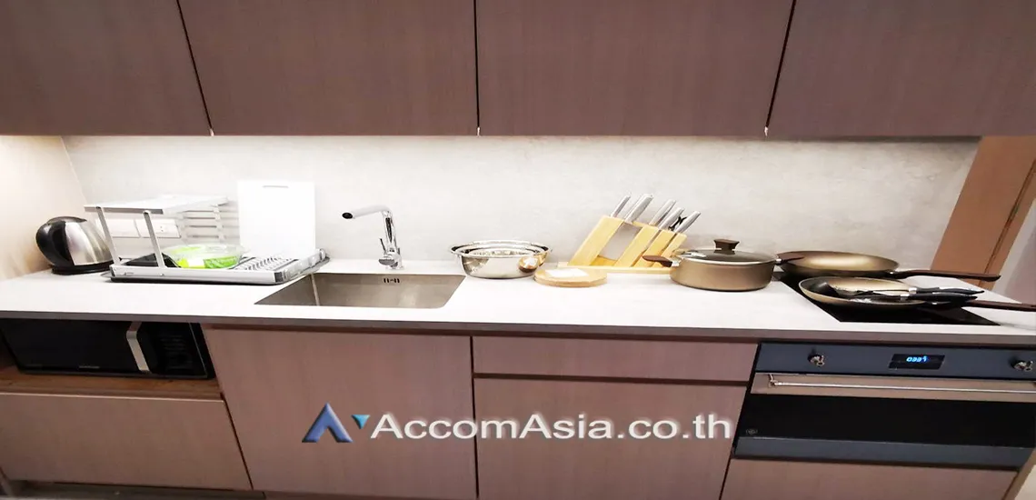 11  2 br Condominium For Rent in Silom ,Bangkok BTS Surasak at The Lofts Silom AA29546