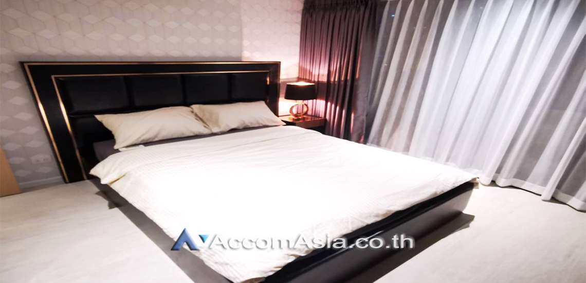 8  2 br Condominium For Rent in Silom ,Bangkok BTS Surasak at The Lofts Silom AA29546