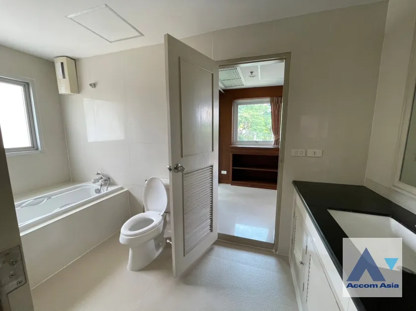 9  2 br Apartment for rent and sale in Sukhumvit ,Bangkok MRT Sukhumvit - BTS Asok at Private and Peaceful AA29578