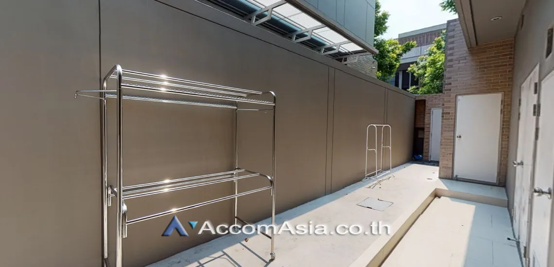 4  5 br House For Sale in Pattanakarn ,Bangkok ARL Ramkhamhaeng at Artale Pattanakarn Thonglor AA29594