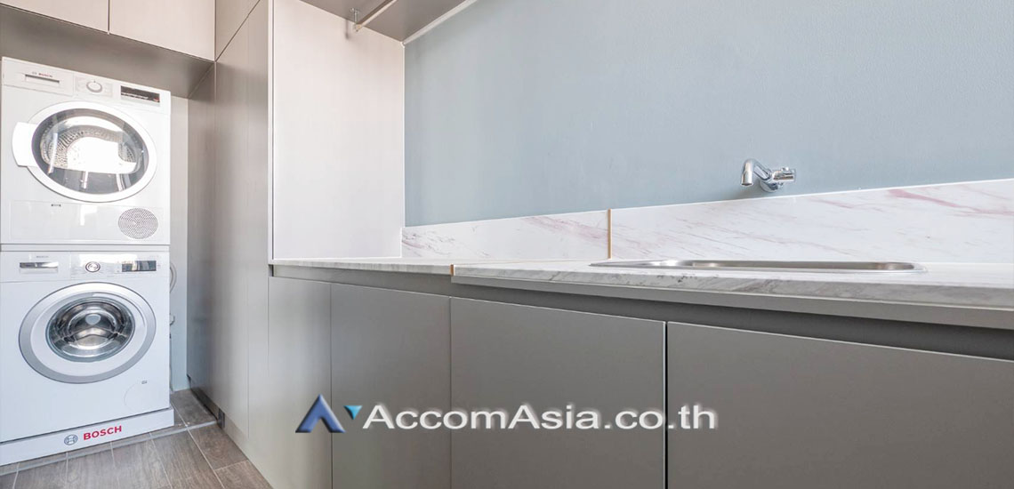 11  2 br Condominium for rent and sale in Sukhumvit ,Bangkok BTS Phrom Phong at KRAAM Sukhumvit 26 AA29601