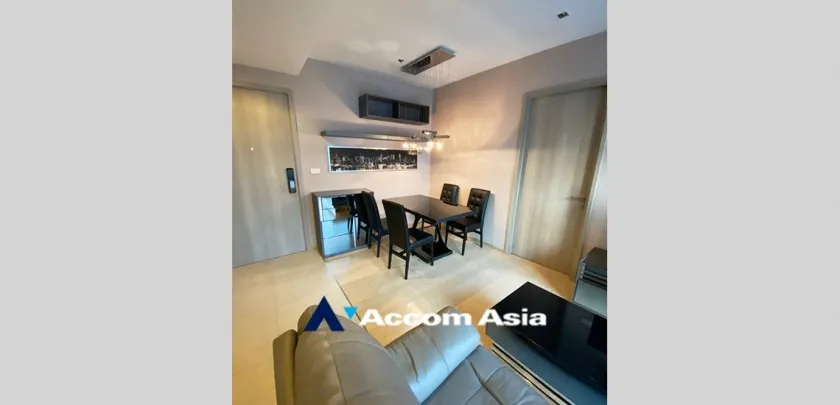 unitHQ Thonglor  