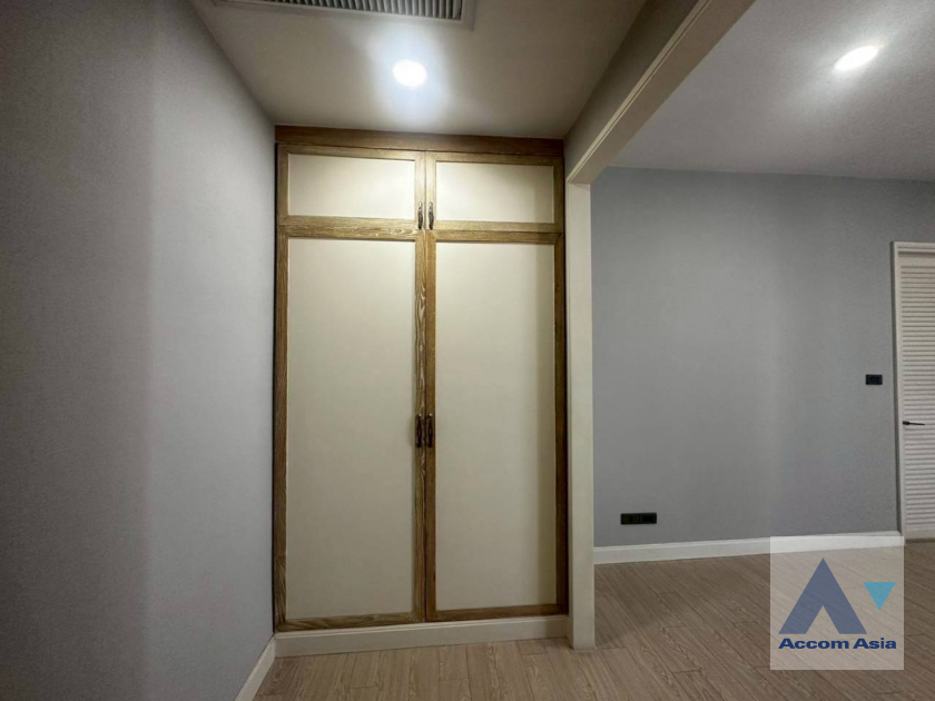 25  3 br Condominium for rent and sale in Sukhumvit ,Bangkok BTS Ekkamai at Nusasiri Grand Condo AA29665