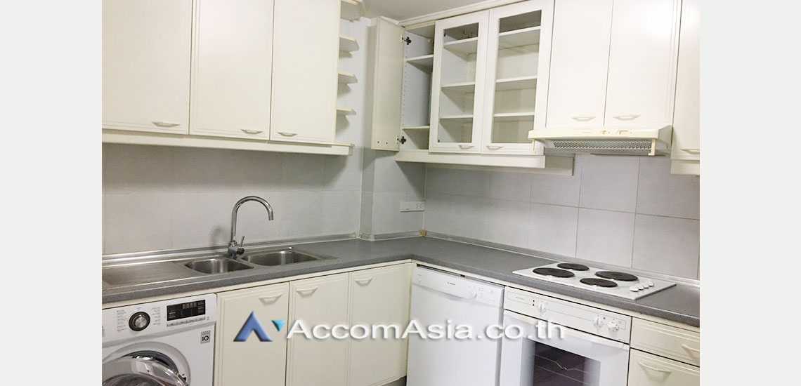 9  2 br Condominium For Rent in Ploenchit ,Bangkok BTS Chitlom at Baan Na Varang AA29671